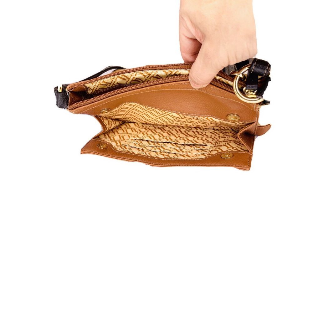 Tignanello Vintage Pebbled Leather Shoulder Bag - Picture 7 of 13